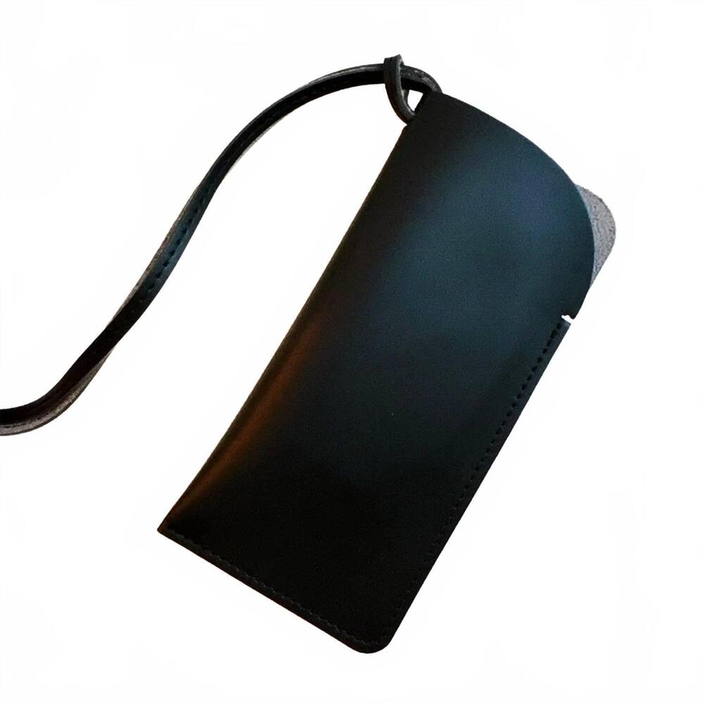 NEW ELLISON+YOUNG women's clip-on sunglasses case bag charm in black